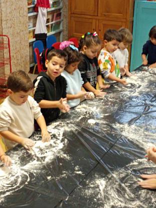 PROYECTO EDAD MEDIA INFANTIL  TALLER DE PAN - Foto 10