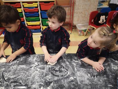 PROYECTO EDAD MEDIA INFANTIL  TALLER DE PAN - Foto 25
