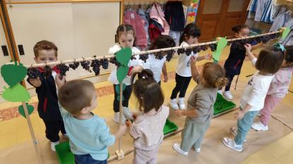 VENDIMIA INFANTIL - Foto 1
