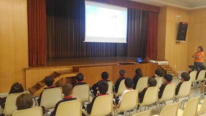 Charla sobre nataci�n sincronizada - Foto 2