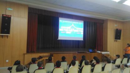Charla sobre nataci�n sincronizada - Foto 3