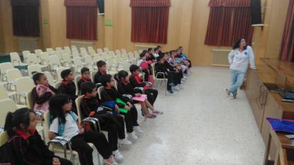 Charla sobre nataci�n sincronizada - Foto 5