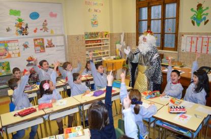 Visita de los Reyes Magos al colegio (ANPA) - Foto 23