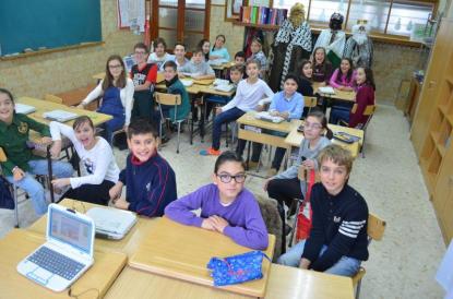 Visita de los Reyes Magos al colegio (ANPA) - Foto 52