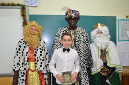 Los Reyes Magos visitan el colegio - Foto 50