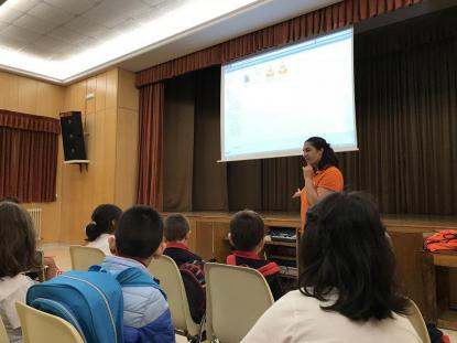 Charla sobre nataci�n sincronizada - Foto 11