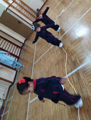 BIENVENIDOS AL CIRCO - Foto 27