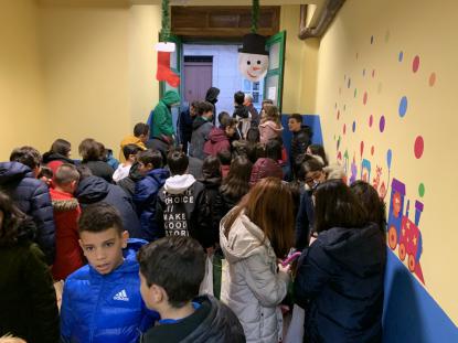 ENTREGA DE ALIMENTOS A LA PARROQUIA - Foto 2