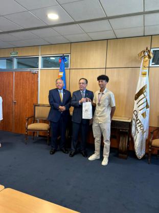 XVI Edicin al Mrito Escolar: GABRIEL - Foto 2