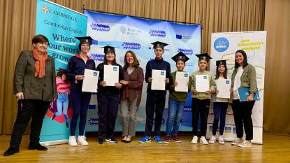 ENTREGA DE DIPLOMAS CAMBRIDGE 2024 - Foto 2