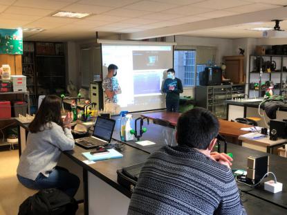 Alumnos de Josefinas ejercen de Profesores de la UVIGO por un da - Foto 4